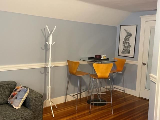 Privatunterkunft Comfortable Loft With Private Bathroom *